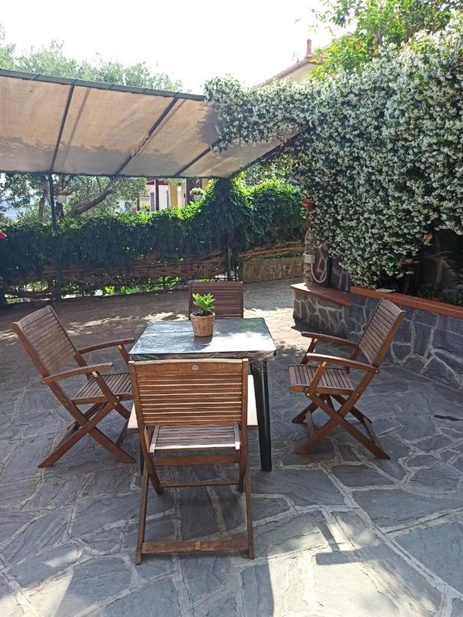 קזארצה ליגורה Il Glicine Cozy Appartamnent, Near Sestri Levante Between Cinque Terre E Portofino מראה חיצוני תמונה