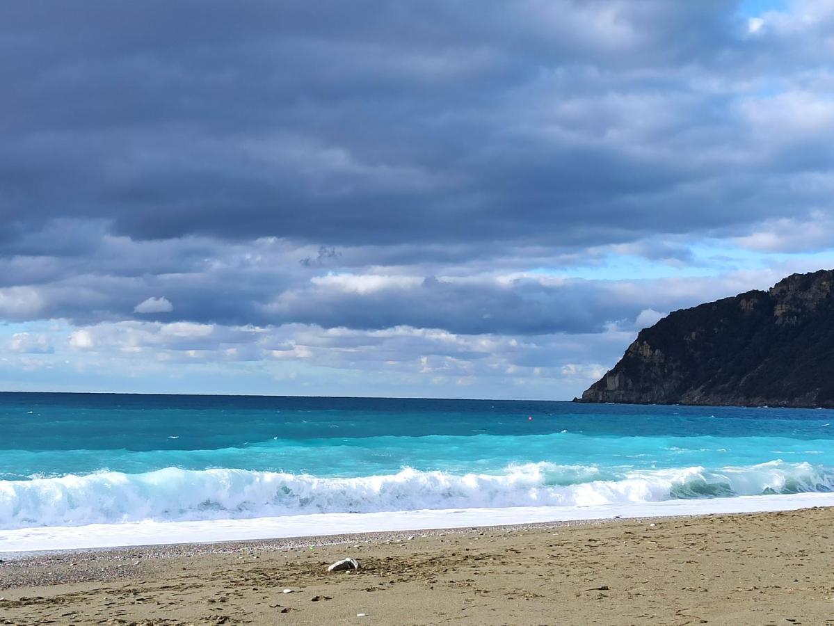 קזארצה ליגורה Il Glicine Cozy Appartamnent, Near Sestri Levante Between Cinque Terre E Portofino מראה חיצוני תמונה